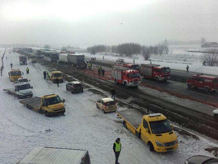 Potężny karambol na A1. Zderzyło się 76 samochodów. 32 osoby ranne