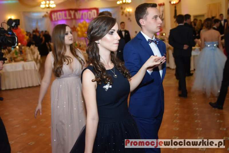 Studniówka 2017 Włocławek: Zespół Szkół Katolickich im. ks. Jana Długosza cz. 2