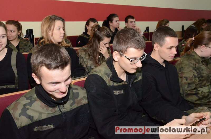 O współczesnych wymaganiach logistyki w służbach mundurowych w KSW we Włocławku
