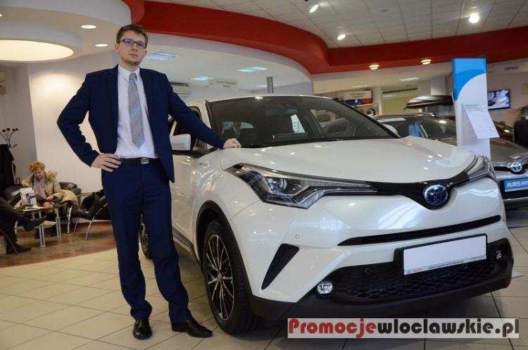 Idealny prezent na Gwiazdkę ! Toyota rozpoczęła wyprzedaż rocznika 2016! [ZDJĘCIA]