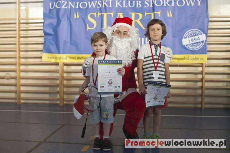 Mikołajkowy Turniej Badmintona 2016 w Smólniku