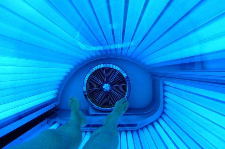 Atak na sieć solariów we Włocławku. Śledztwo jest w toku