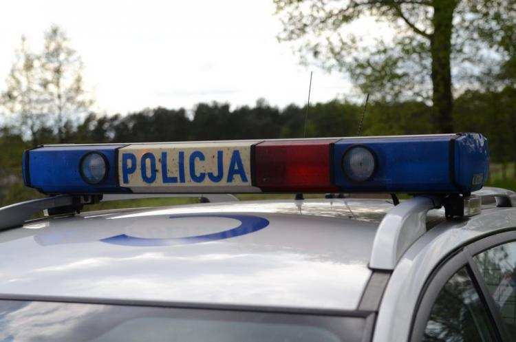 Drastyczne sceny nad Wisłą. Najpierw się okaleczył potem chciał skoczyć do Wisły