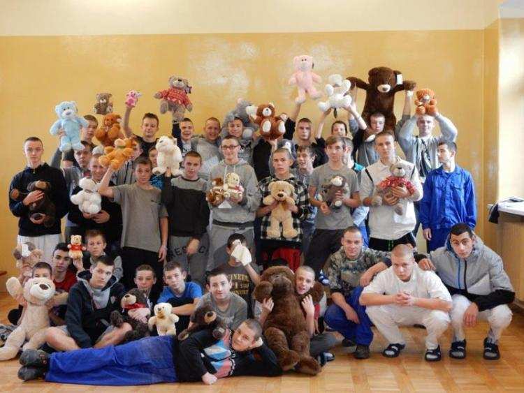 Piękny gest  MOW we Włocławku. Zebrali pluszaki dla dzieci chorych na raka 