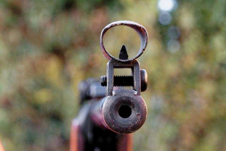 Dwie kobiety pobiły mężczyznę. W ruch poszła wiatrówka …