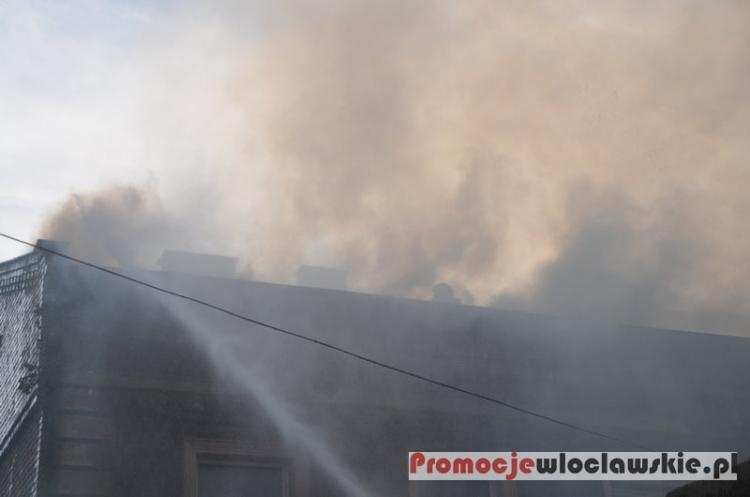 Tragiczny pożar we Włocławku: Nie żyją 3 osoby 