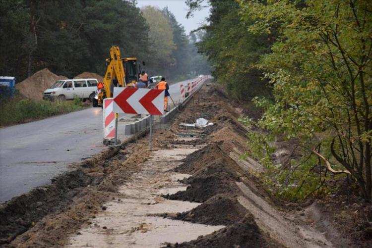 Miliony na drogi dla Powiatu Włocławskiego. Sprawdź, które rozbudują