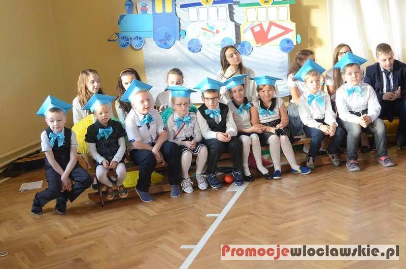 Dzień Nauczyciela i Ślubowanie Klas Pierwszych w Smólniku 2016