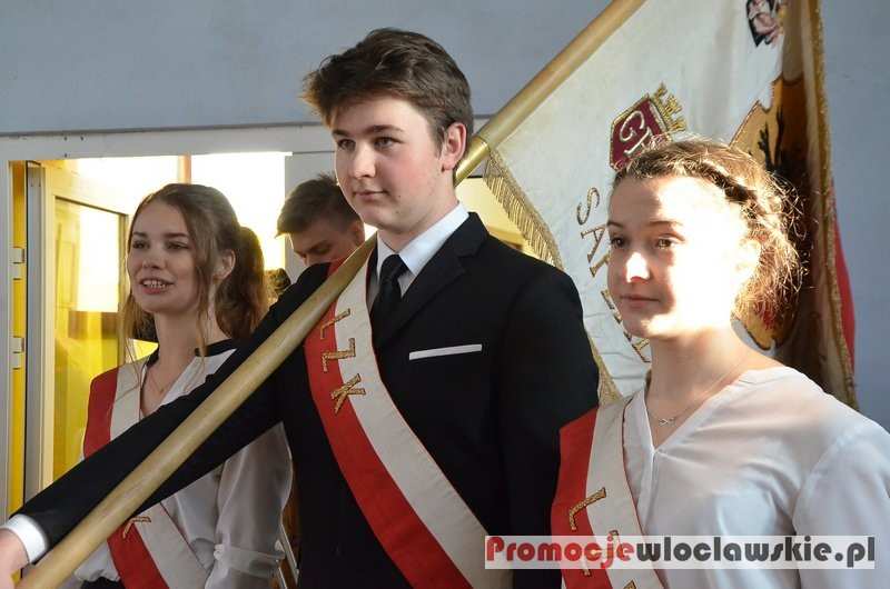 Dzień Edukacji Narodowej i ślubowanie Licealistów i Gimnazjalistów klas I w LZK we Włoclawku