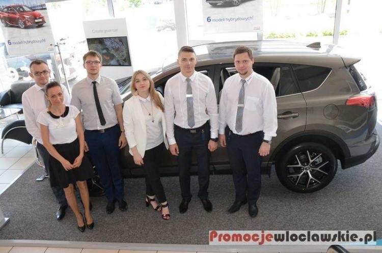 Wyjątkowy pokaz Toyoty na Placu Grodzkim. W niedzielę Grzegorz Halama, konkursy z nagrodami i występ