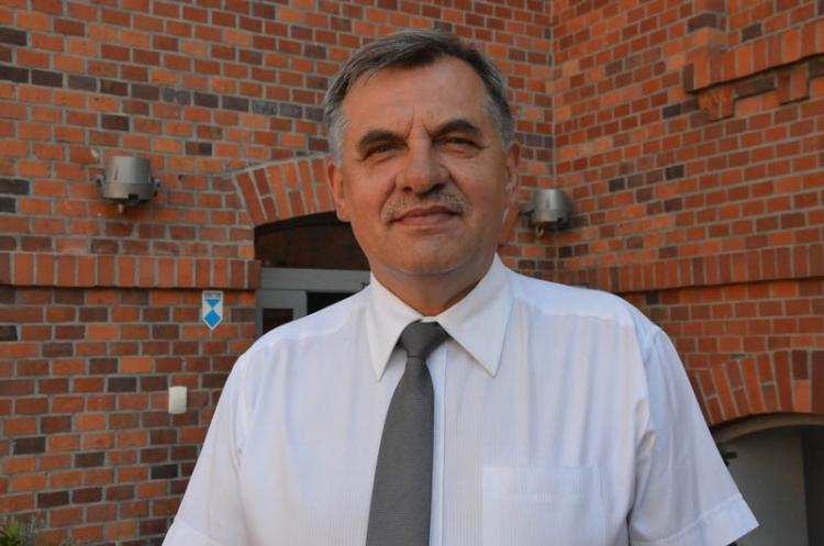 O zmianach w reformie szkolnictwa z Dyrektorem Zespołu Szkół w Kłóbce Aleksandrem Rutkowskim