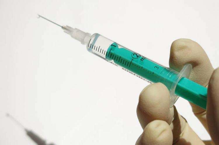 Te groźne bakterie budzą postrach. Trwają darmowe szczepienia we Włocławku i regionie