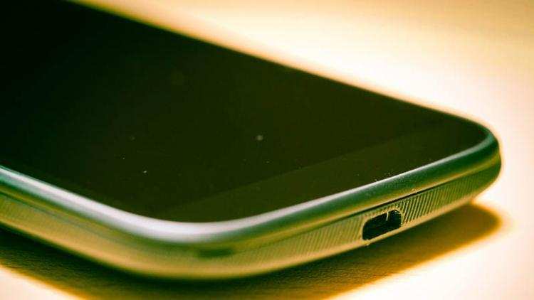 Uszkodził zaparkowane samochody. Sam zadzwonił, żeby się przyznać …