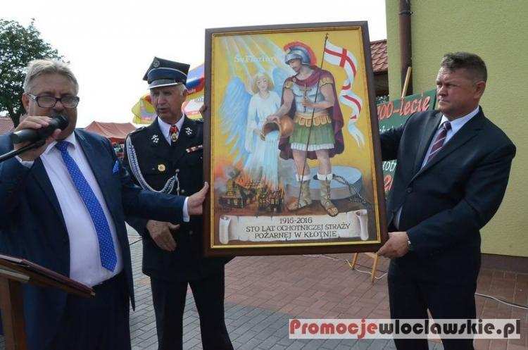 100 lat służby na rzecz społeczeństwa. Jubileusz OSP w Kłotnie za nami [ZDJĘCIA]