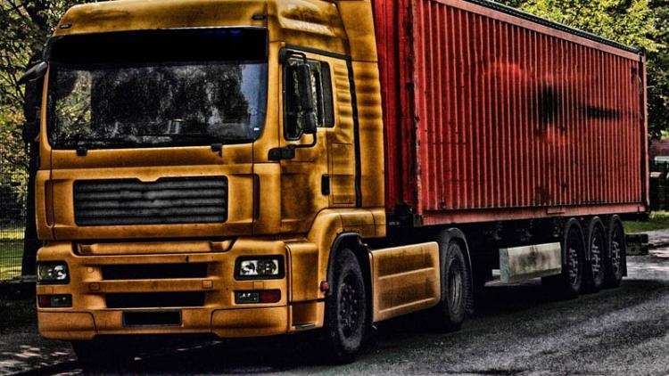 Włocławek: Przerażenie na Płockiej! Ciężarówka gnała 107 km/h