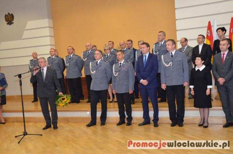 Święto Policji we Włocławku 2016 [ZDJĘCIA]. Były awanse, odznaczenia