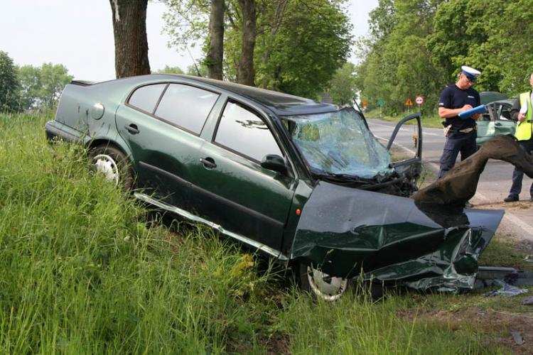 Zderzenie dwóch aut: 9 osób w szpitalu. Wśród rannych dwoje dzieci