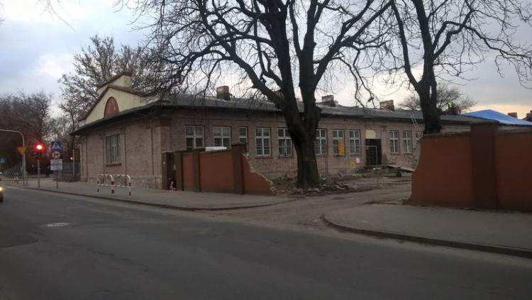 Pracę znajdzie tu ponad 30 osób. Trwają prace budowlane przy adaptacji budynku