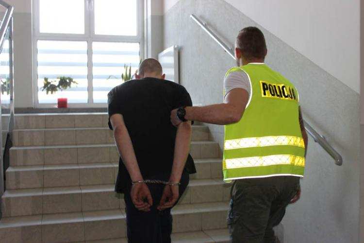 Wpadł seryjny włamywacz: Policja odzyskała 100 przedmiotów