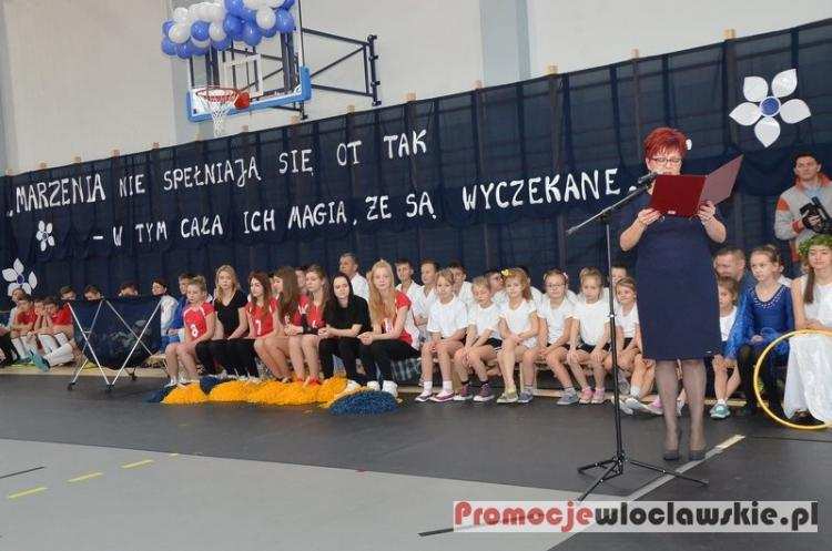 Marzenia się spełniają.... Zespół Szkół nr 10 w Michelinie doczekał się nowej sali [ZDJĘCIA]