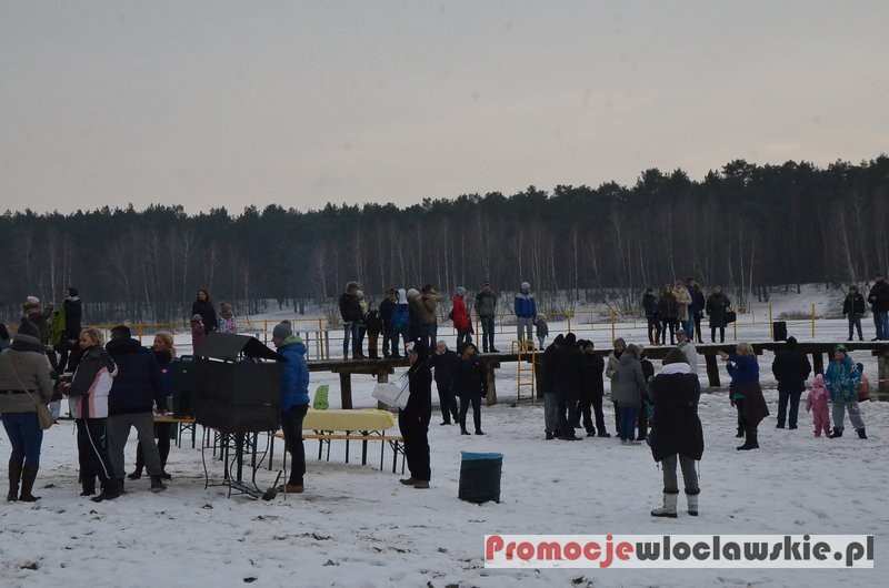 WOŚP 2016 Włocławek: Kąpiel w Morsami Kujawskim Włocławek nad Czarnym