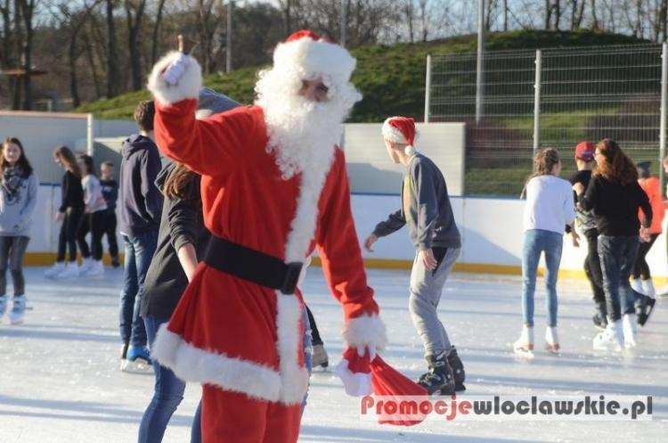 Jak będą czynne lodowiska w Święta Bożego Narodzenia?