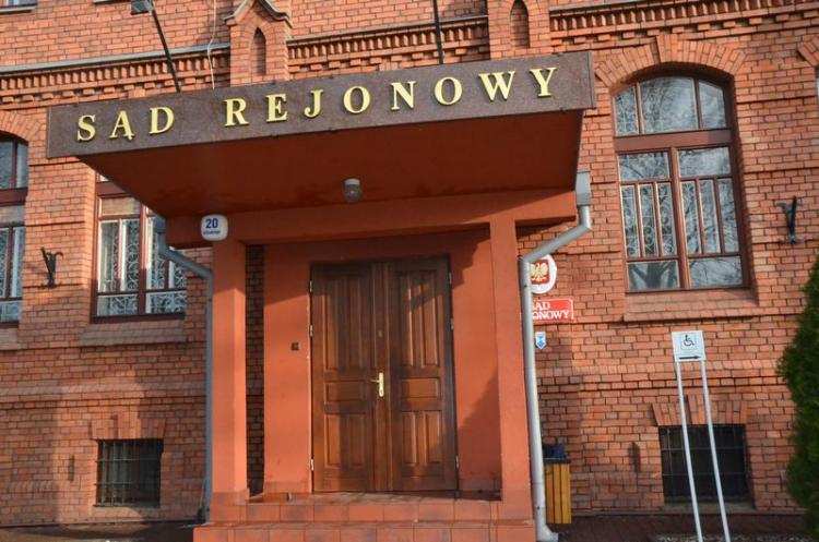 Alarm bombowy w sądzie we Włocławku. Ewakuowano pracowników