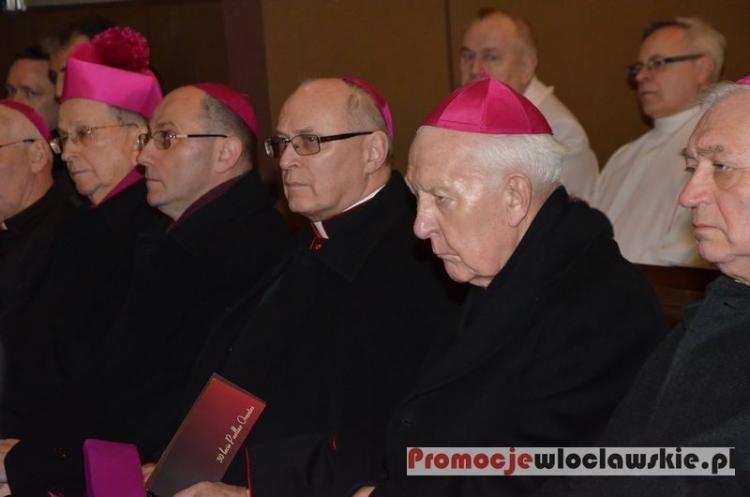 Jubileusz 70 urodzin bp. Wiesława Meringa w Katedrze Włocławskiej [ZDJĘCIA]