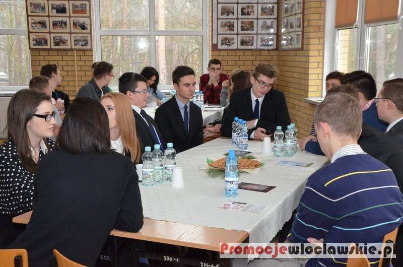 Debata w Zespole Szkół Samochodowych we Włocławku