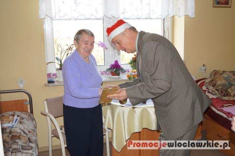 Sposób na święta w Domu Pomocy Społecznej w Kowalu [ZDJĘCIA]