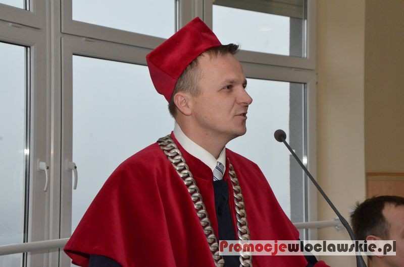 Dyplomy ukończenia studiów dla studentów humanistyki PWSZ we Włocławku