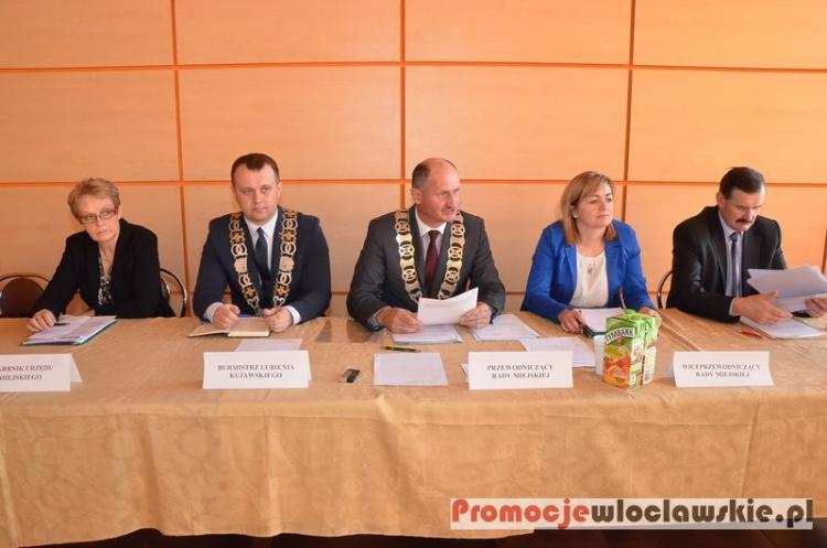 Niecodzienna sesja w Lubieniu Kujawskim. Zapadły ważne decyzje [ZDJĘCIA]