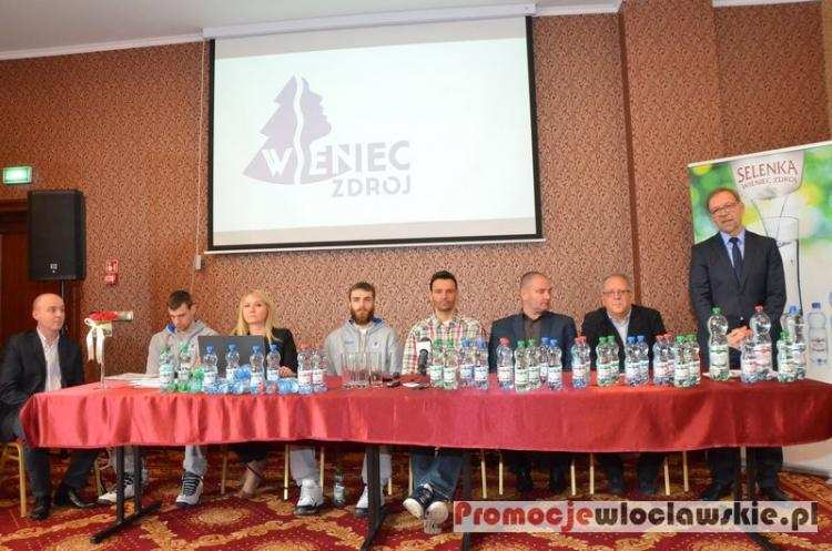 Ta woda daje moc Anwilowi! Poznaj powody, dla których warto ją pić!