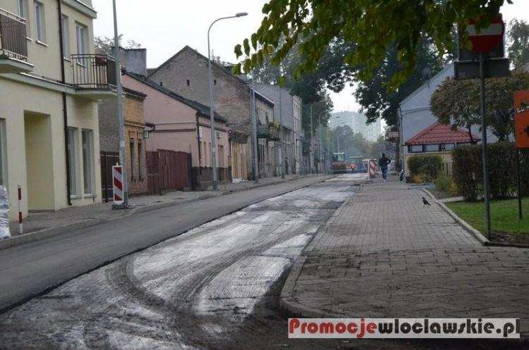 Wyremontowana Chmielna do poprawki. Szykują się utrudnienia w ruchu