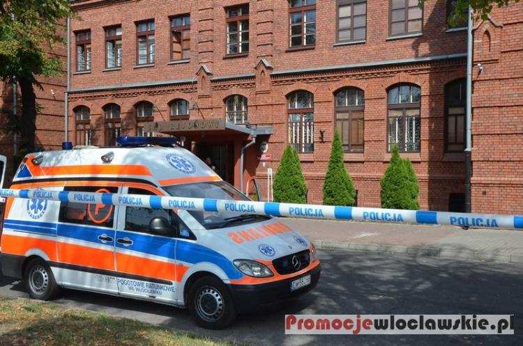 Bomba w sądzie we Włocławku? Grupa pirotechniczna szukała ładunku