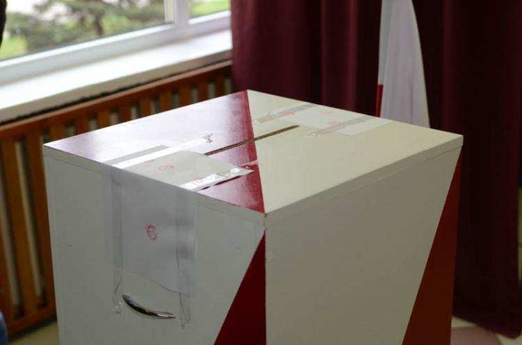 Ile zarobią członkowie komisji wyborczej?