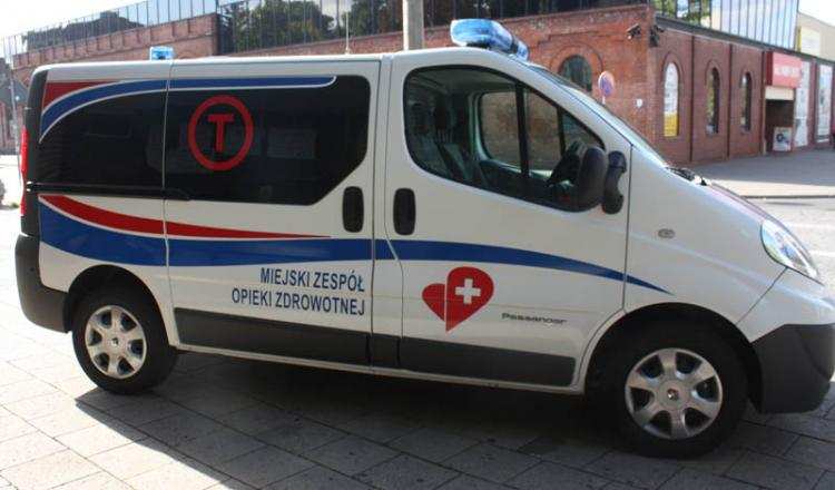 Nowy ambulans we włocławskim MZOZ