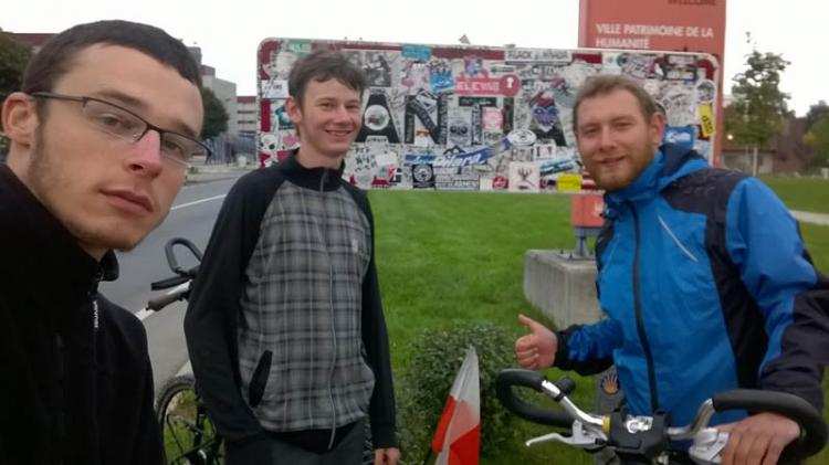 Dojechali rowerami do Hiszpanii! Przejechali prawie przez całą Europę