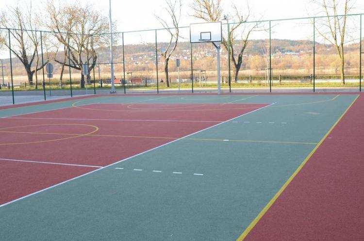 Boisko na Placu Łokietka, siłownia na świeżym powietrzu a może …? Zdecydują Włocławianie