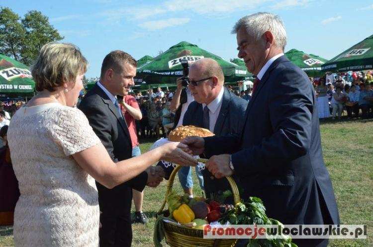Trud rolników doceniony w Boniewie [ZDJĘCIA]
