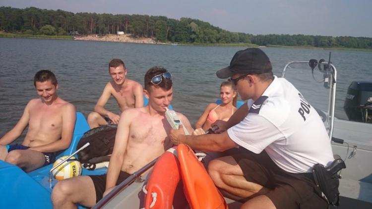Nowe przepisy! Posypały się mandaty nad jeziorami [ZDJĘCIA]