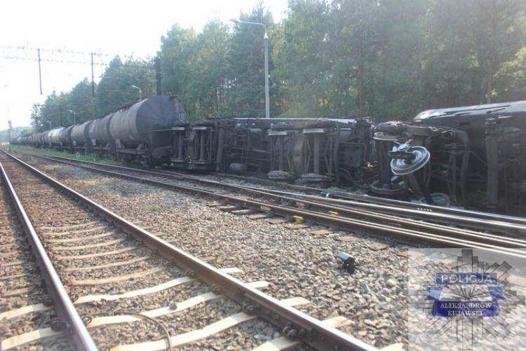 Między Toruniem a Włocławkiem wykoleił się pociąg