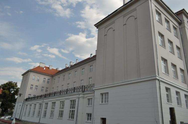 LMK odzyskało dawny blask. Nowy rok szkolny uczniowie rozpoczną w nowej placówce