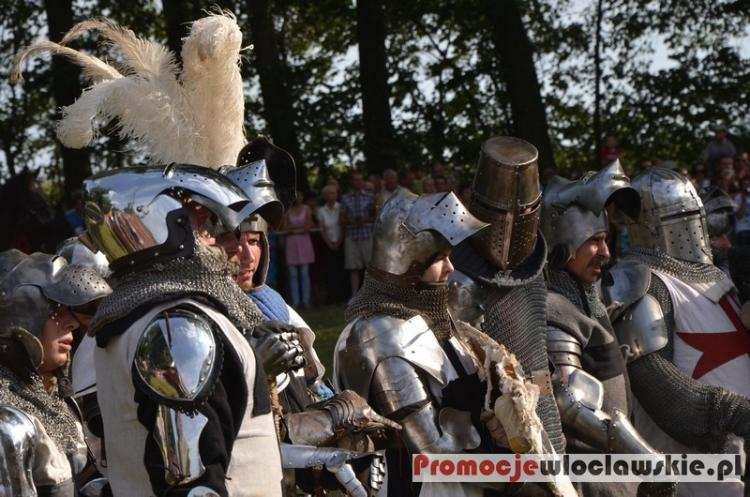 Zapowiada się krwawa bitwa, pierś w pierś, miecz w miecz, topór w topór
