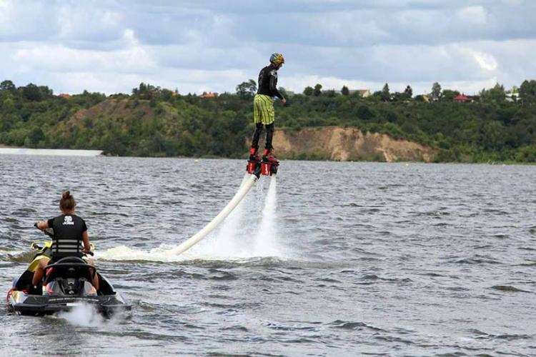 Teraz możesz skorzystać z wodnych atrakcji na Wiśle! 