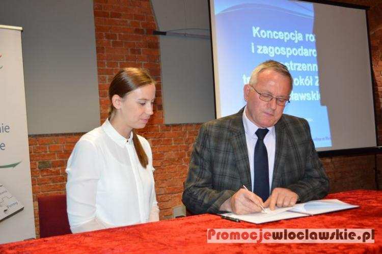 Chcą wykorzystać potencjał Zalewu Włocławskiego. 8 podpisało a co z resztą?