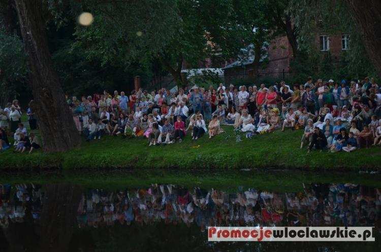 Zbliża się najbardziej magiczna noc roku! Nie masz planów? 