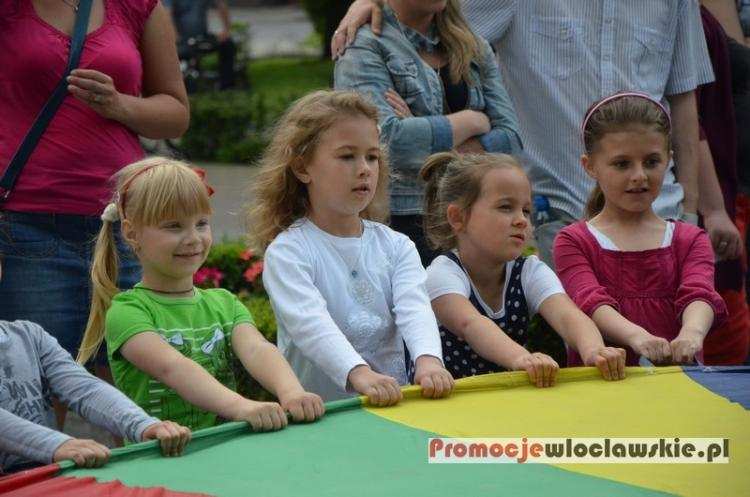 Wyjątkowy koncert z okazji Dnia Matki i Dziecka w Brześciu Kujawskim. A to nie koniec atrakcji !!!