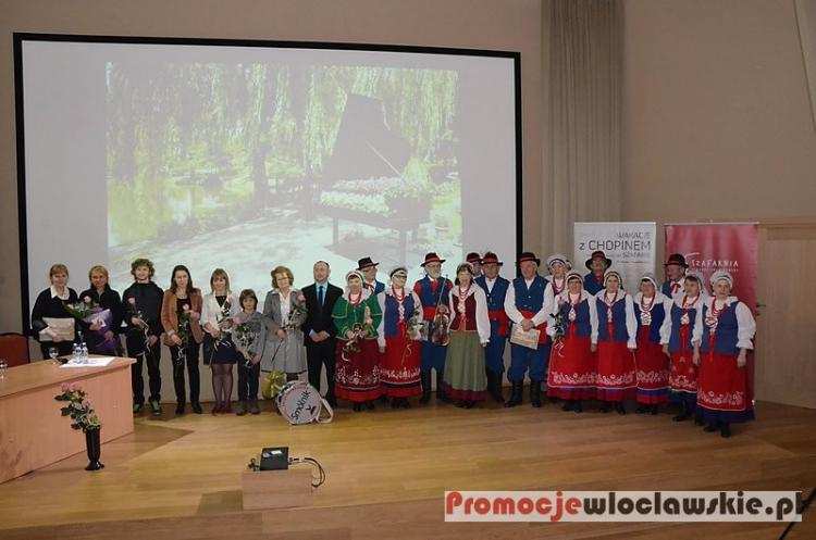 Premiera już za nami. Zespół Folklorystyczny Smólnik zagrał w filmie [ZDJĘCIA]