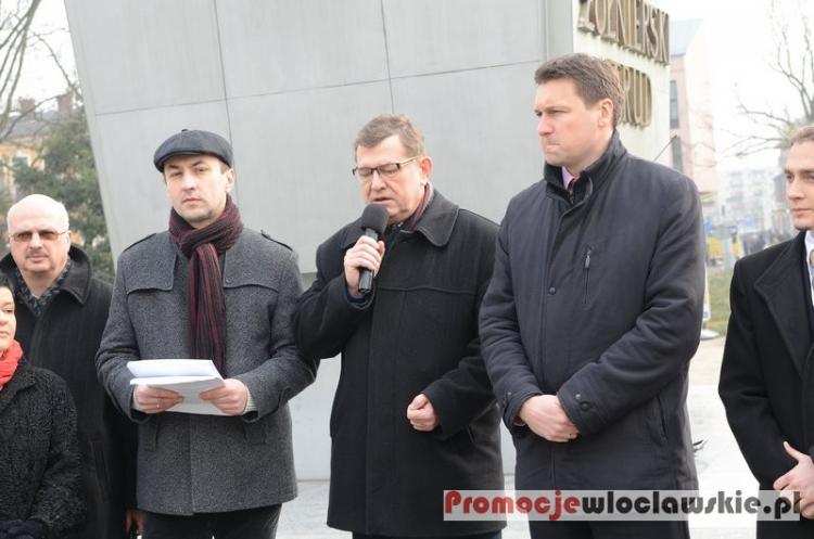 PiS protestował we Włocławku.Chcą zmian! [VIDEO, FOTO]